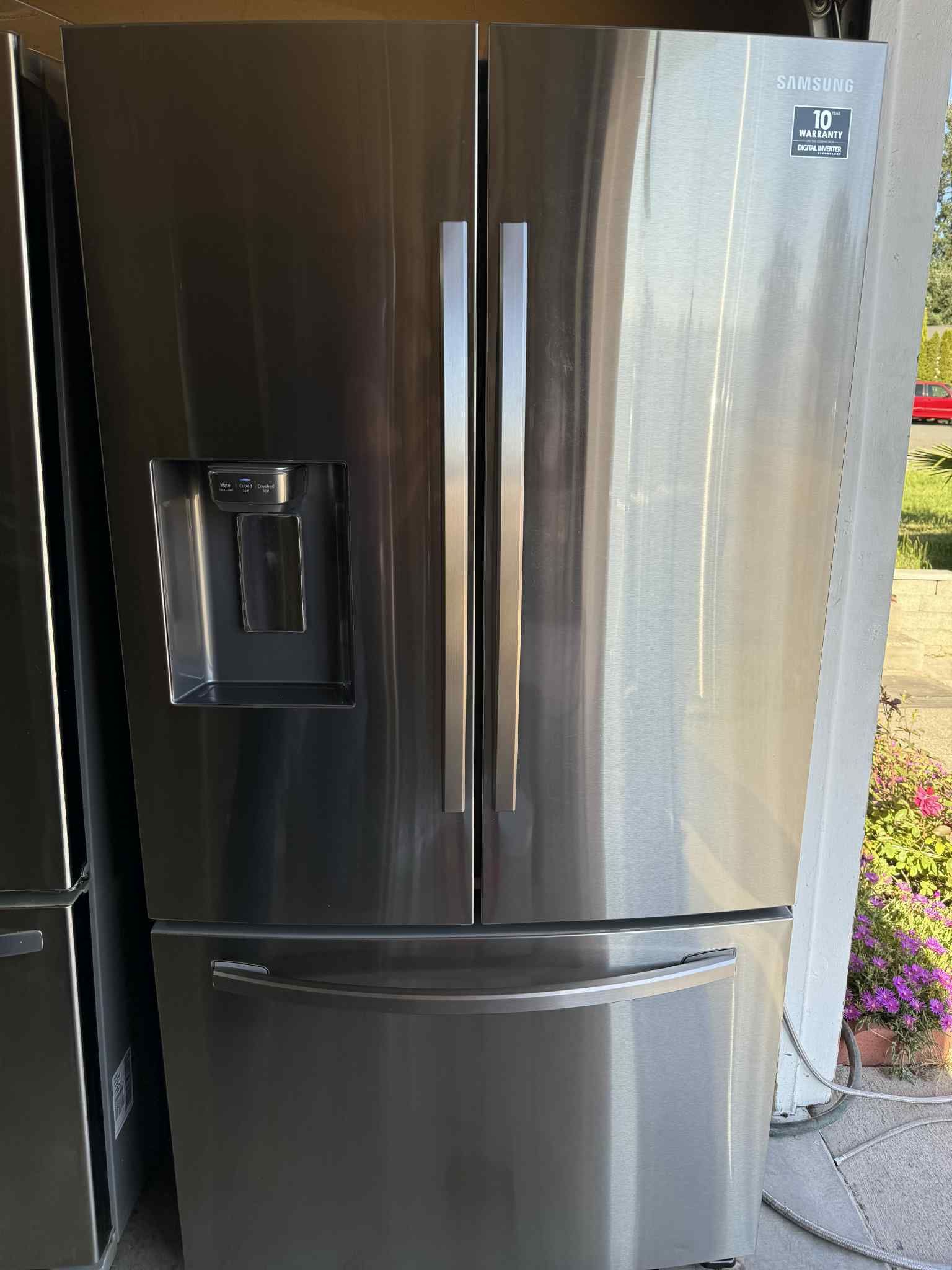 Refrigerator