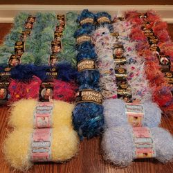☄️Will Trade/Separate☄️NEW☄️Yarn for crafts (knitting, weaving, dream catchers, princess wands, clear ornament filler, tassels)