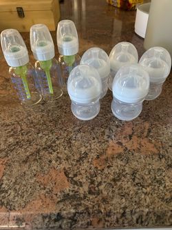 Philips Avent Baby Bottle Sterilizer + Bottles Bundle