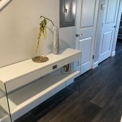 Entryway Console