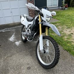 CRF250L