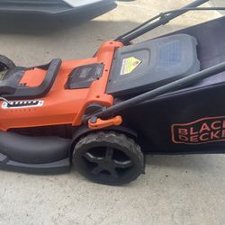 Black and Decker Cordless 40V Lawn Mower