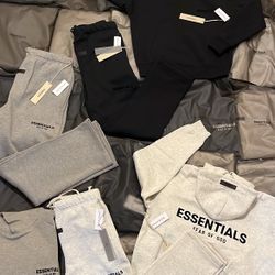 Essentials hoodies 