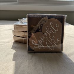 40 Heart-Shaped “Sprinkle the Love” Confetti Cards – Wedding Decor