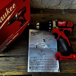 Milwaukee M18 18V Lithium-Ion Cordless 1/2 in. Compact Drill Driver (Tool-Only)