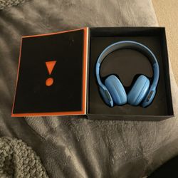 light blue everest 300 headphones