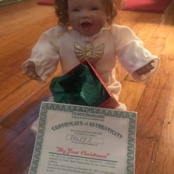 Porcelain Doll Ashton Drake Galleries 