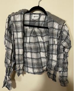 American Eagle women’s crop hoodie