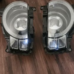 2020-2023 LAND ROVER DEFENDER LED HEADLIGHT OEM-