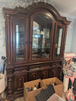 Dinning Cabinet