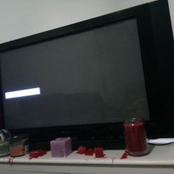 Pioneer 50" TV 