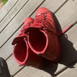 Selling Sneakers Size 13