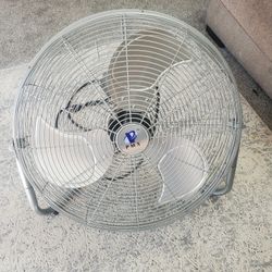 High Velocity 3 Speed Floor Fan
