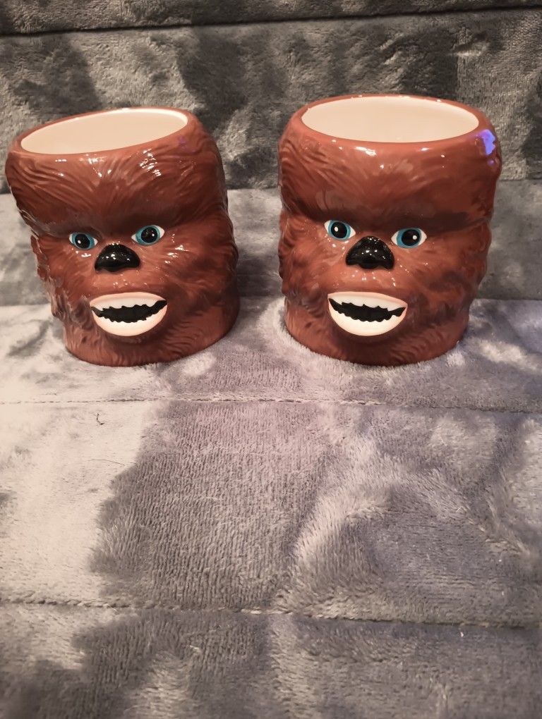 Two Star Wars Chewbacca Ceramic Coffee Mugs GALERIE Lucasfilm Chewie.