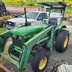 JOHN DEERE 4WD 850 FARM TRACTOR