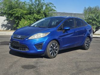 2011 Ford Fiesta SE 4 Door
