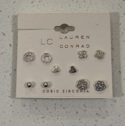 NEW LC Lauren Conrad 5 Pair Stud Earring Set Silver Color Hearts Flowers Etc