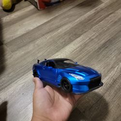 Jada 2009 Nissan Gt-r R 35 Fast And The Furious 1/24 Scale