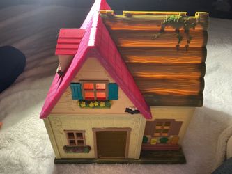 Calico critter house