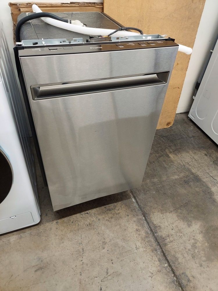 GE Profile 18" ADA Compliant Dishwasher