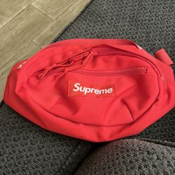 Supreme SS18 Fanny Pack