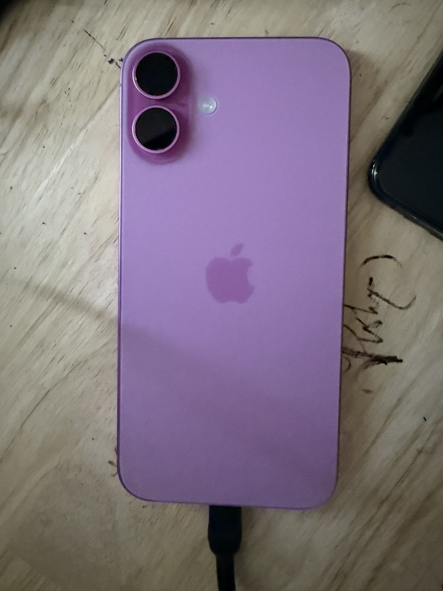 iPhone 16 Plus