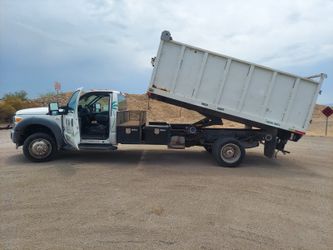 Ford F550 dump truck