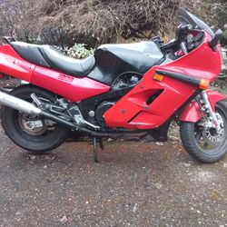 1986 Kawasaki Ninja ZX1000r