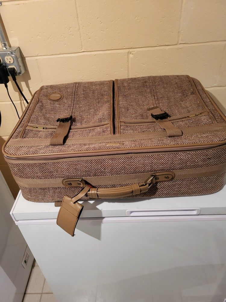 Vintage American Tourister Luggage Set