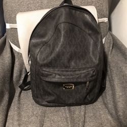 Michael Kors Signature Backpack 