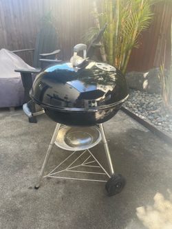 Weber charcoal grill