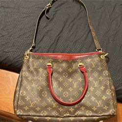 Louis Vuitton Pallas Shoulder Bag
