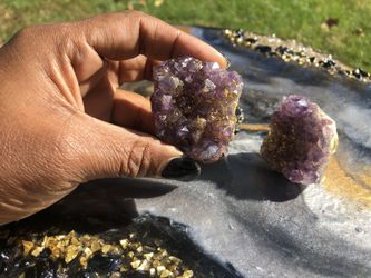 Handmade crystal knobs