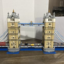 Lego 10214 Creator London Bridge Tower for Sale in West New