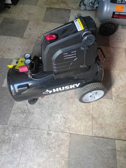 Husky COMPRESSOR 8 gal 150PSI. OJO nomás le falta la agarraderas