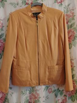 100% Genuine Leather Ladies Jacket