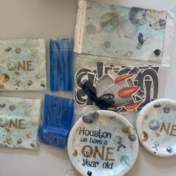happy birthday astronaut blue tablewear party napkins plates cups forks fiesta space decor
