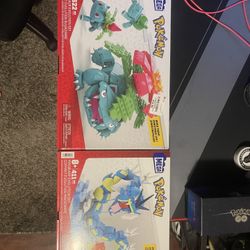 Pokemon Legos Venasaur and Gyarados Set