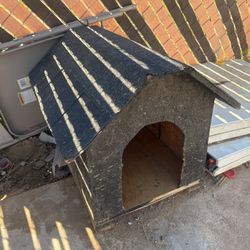 Small Dog House 
