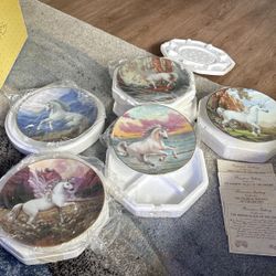 Princeton Gallery Enchanted World of The Unicorn Plate Collection