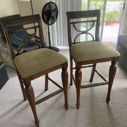 Bar Stools In Great Condition