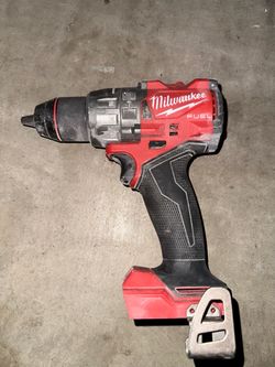 Milwaukee drill (fuel)