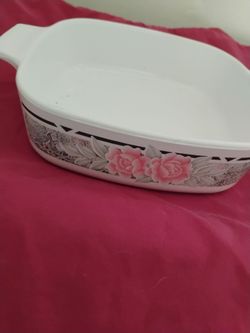 Rare  find vintage quart Corning  silk and roses casserole dish 1990