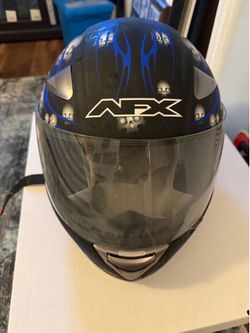 Motorcycle helmet