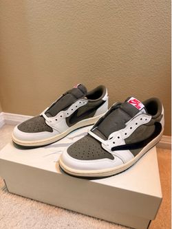 Travis Scott medium olive size 10