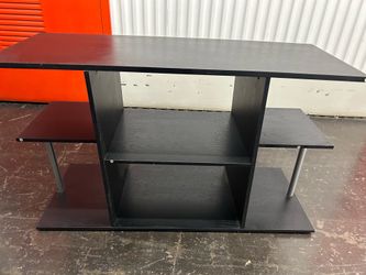TV stand in great condition just needs tightening