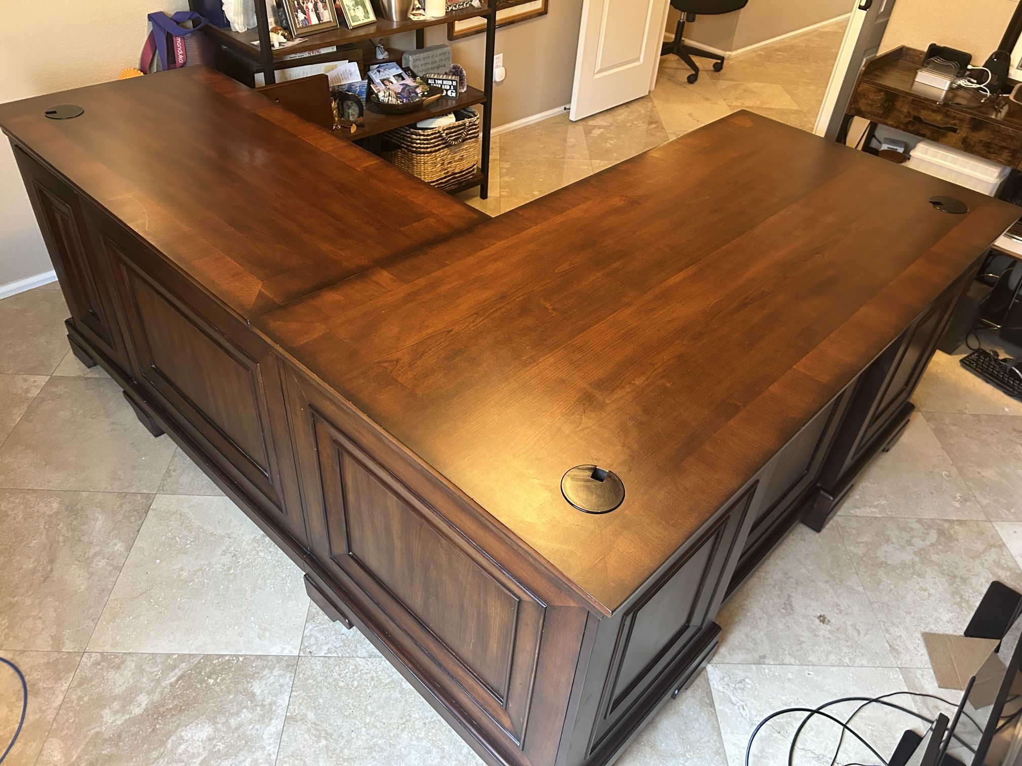 Very Nice Desk Aspen Home L Shape