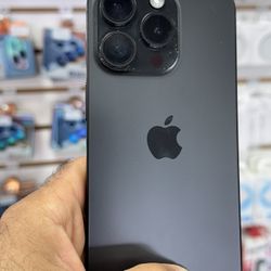 iPhone 15 Pro Unlocked 128 gb excellent condition! $ 600