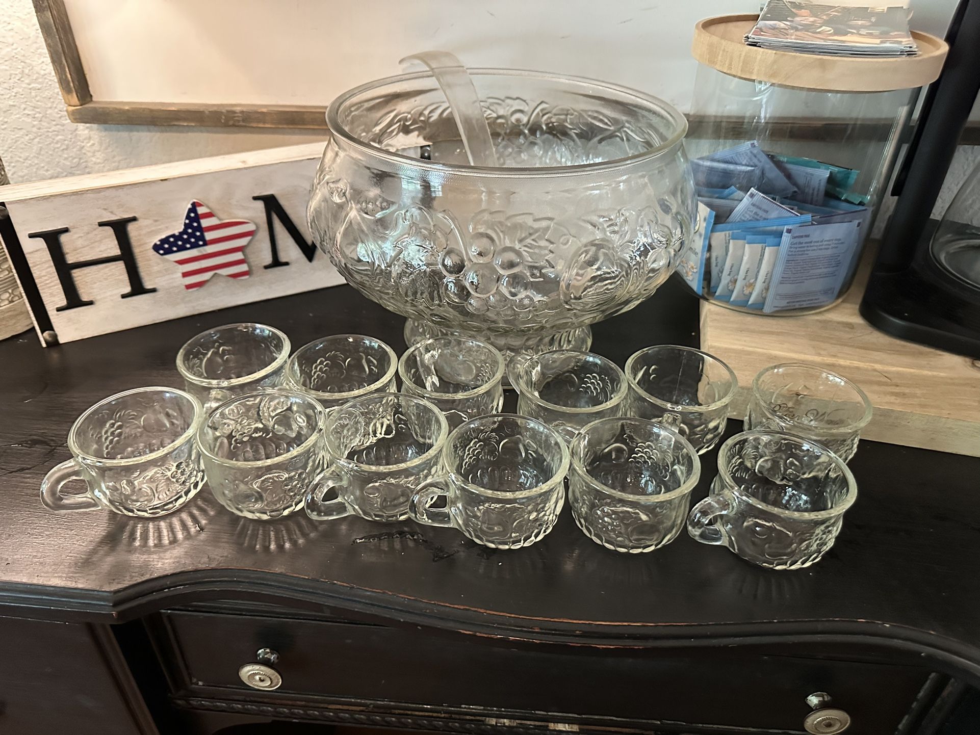 Vintage Jeannette Pressed Glass GrapeVine Punch Bowl Set w/12 cups