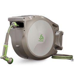Brand New 5/8” 100ft Retractable Garden Hose Reel